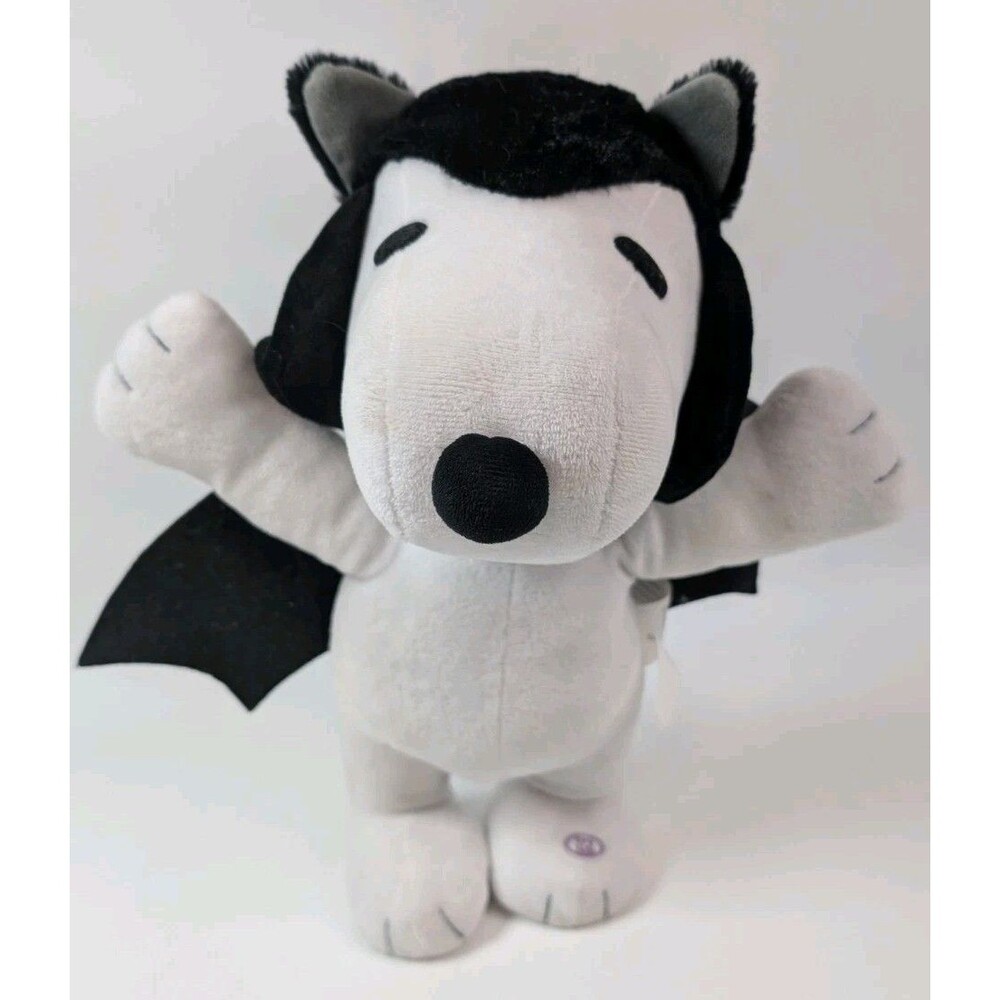 Peanuts Snoopy Vampire Plush 12” Halloween Sound Motion Tested Works Bat Wings
